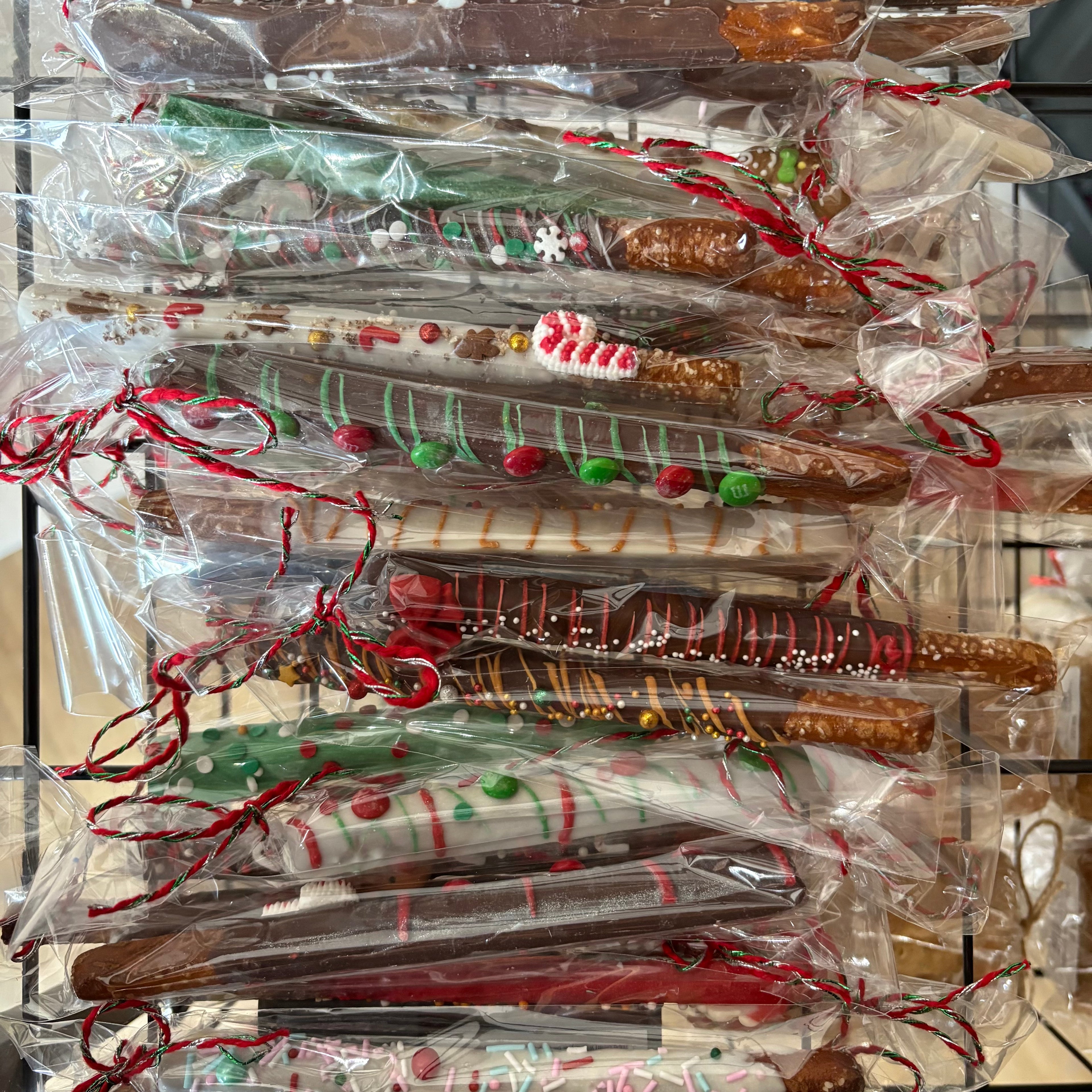 Yumikinz Chocolate Pretzel